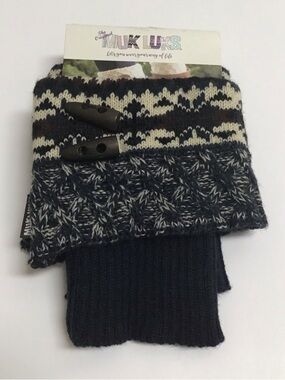 Muk Luks Boot Toppers Knit Cuff Navy Blue Brown Argyle Wood Button Acrylic NEW